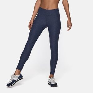 Outdoor Voices 7/8 warmup leggings navy
